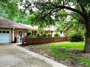 26077 Walker South Rd, Denham Springs, LA 70726