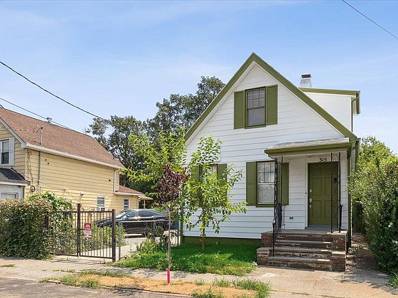 2nd image of 315 Oder Avenue
