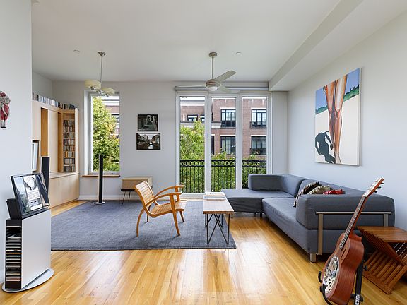 2nd image of 330 2nd St APT 1E