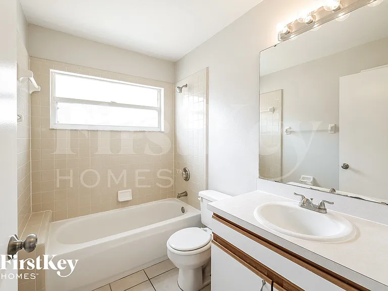2639 Chatham Cir — Photo 12