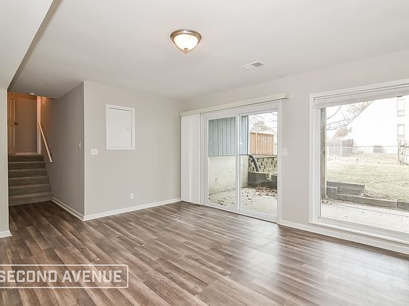 4th image of 1804 NE Gatewood Dr