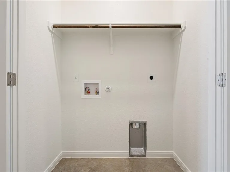 Laundry hook up