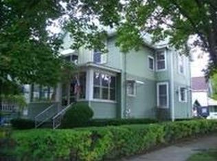 433 S West St, Wheaton, IL 60187