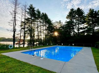 9 Grandview Dr #43D, Farmington, CT 06032