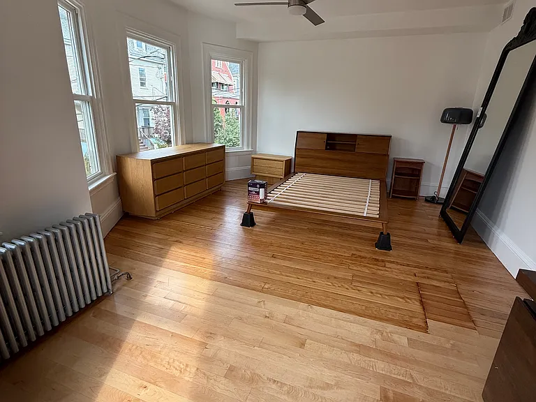 96 Munroe St #3 — Photo 28