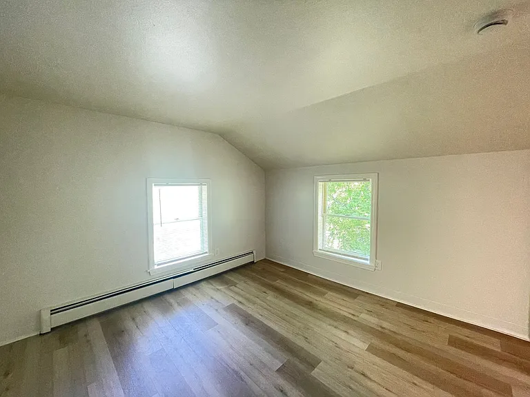 98 Main St #8 — Photo 6