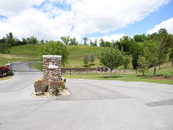 5th image of 1516 Waterford Lot 15-16