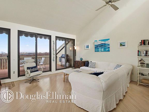 3rd image of 21 S Fulton St Unit 1