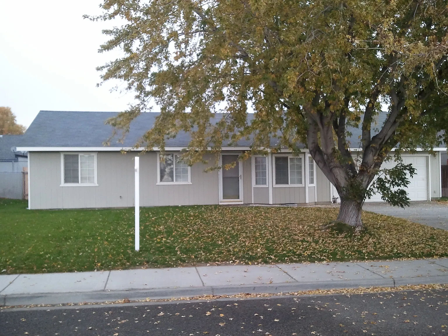 4760 Poppy St photo 1