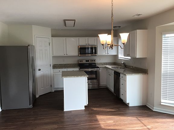 2nd image of 1284 Candora St
