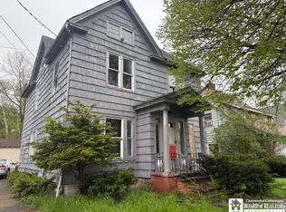 98 Myrtle St, Jamestown, NY 14701