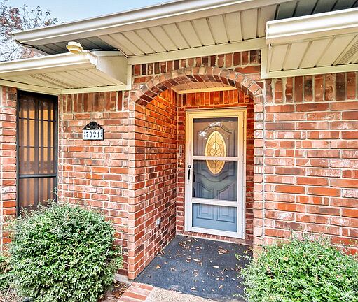 2nd image of 7021 Cheshire Dr
