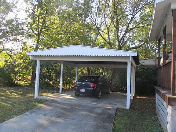 2-car carport