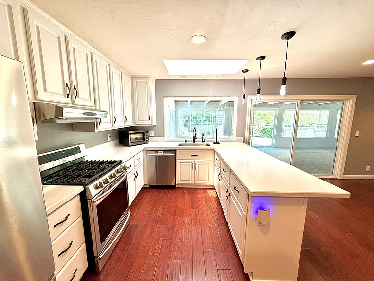 1907 Tulane Ct — Photo 6