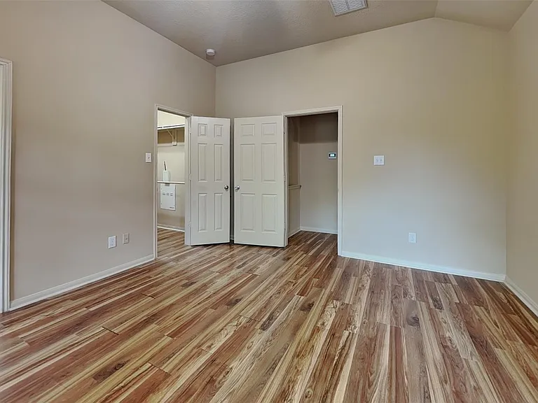 1411 Cameron Park Ln — Photo 10