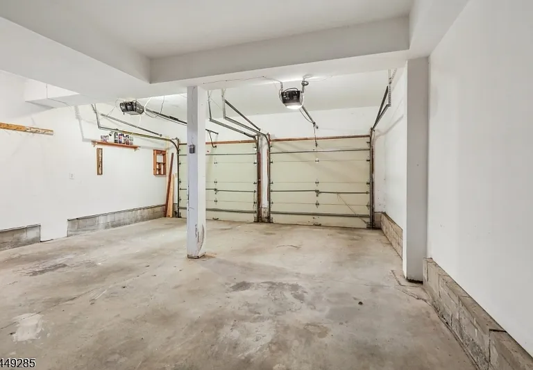2902 Jesse Way — Photo 15