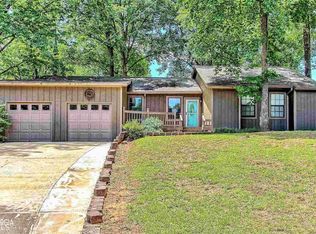 6887 Red Maple Ct, Rex, GA 30273