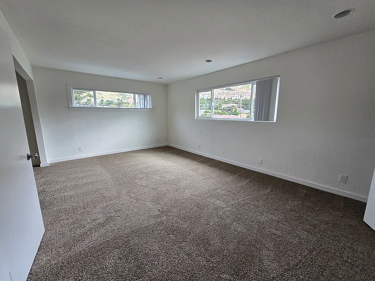 528 Larch Ave — Photo 16