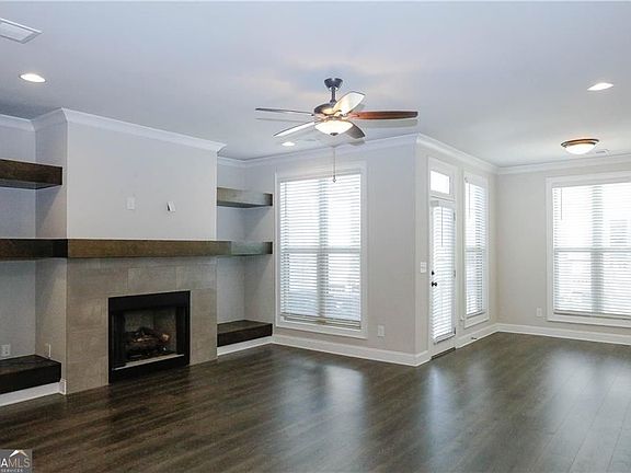 3rd image of 2117 Parkside Glen Vw