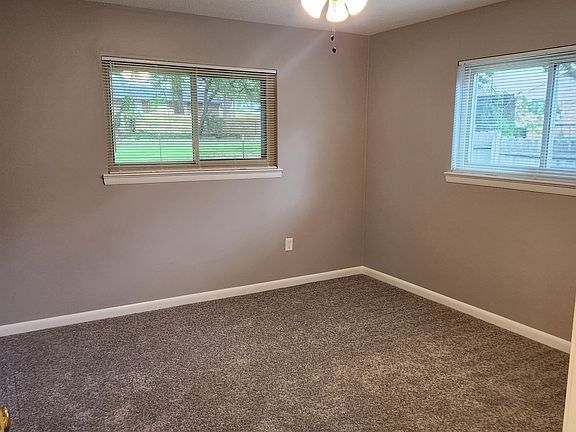 4th image of 5050 Harley Ln #5050