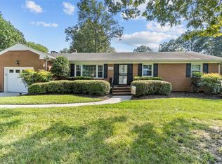 4733 Hermitage Rd, Virginia Beach, VA 23455