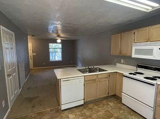 105 Valencia Dr APT B, Tallahassee, FL 32304