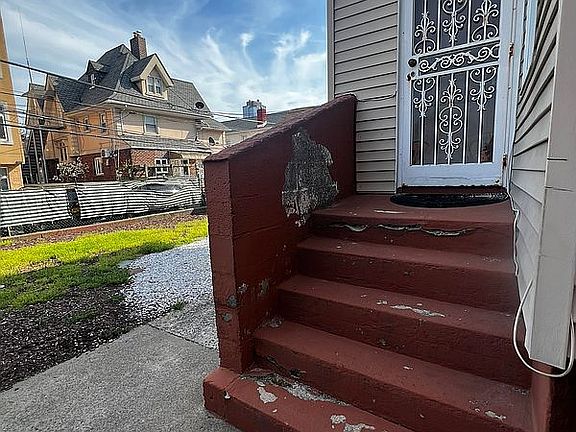 5th image of 8725 21st Ave