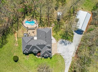 12912 Moore Ln, Gravette, AR 72736