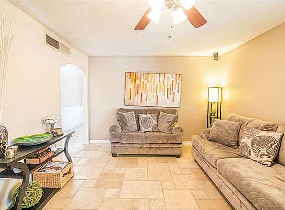 4th image of 8417 Cielo Vista Dr