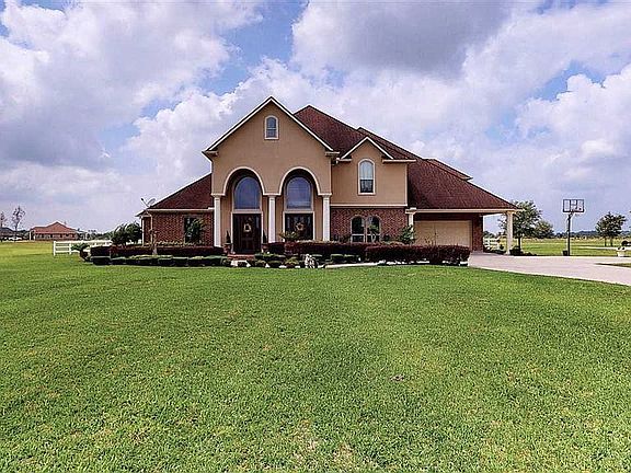 3rd image of 10940 Sheila Ct