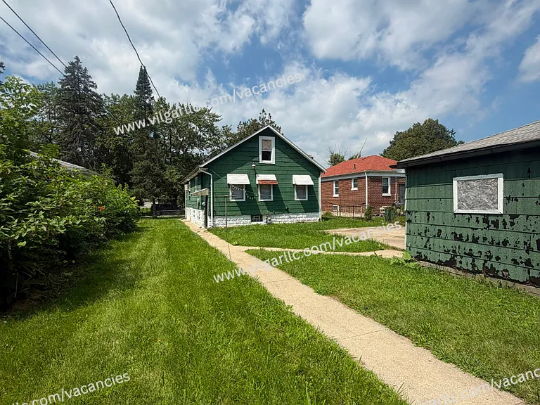 4639 Connecticut St — Photo 2