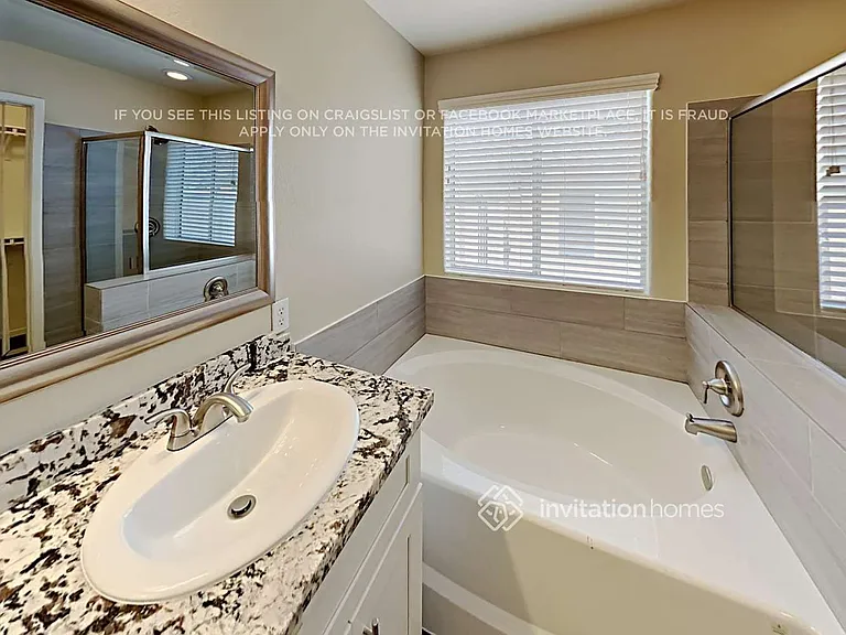 7904 Turtle Island Ct — Photo 11