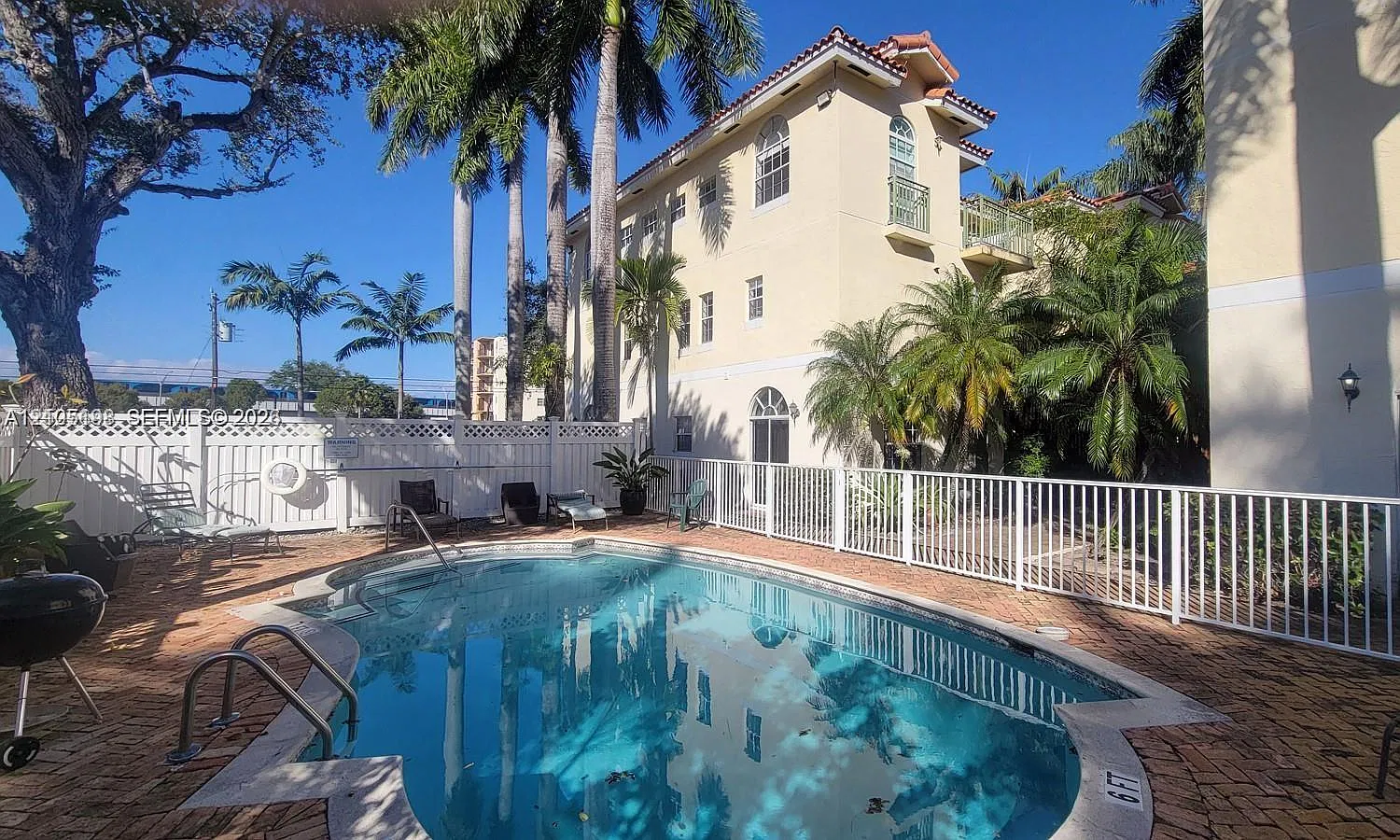 Coco Ibiza Villas Condo — Photo 1