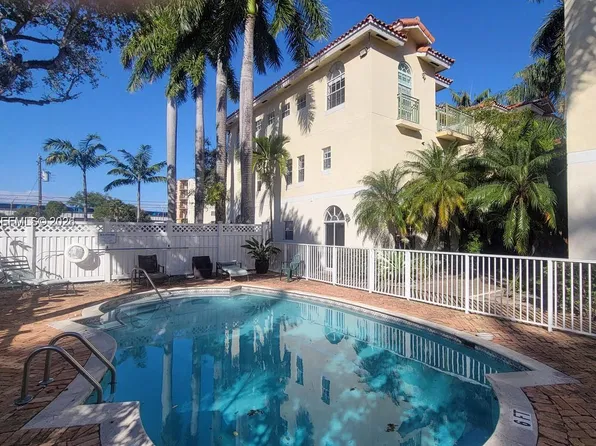 3356 Bird Ave APT 4, Miami, FL 33133