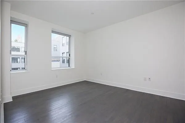 Rented by RELO REDAC INC. | media 21