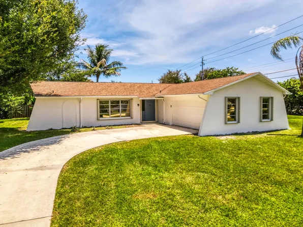 18020 Palm Point Drive, Jupiter, FL 33458