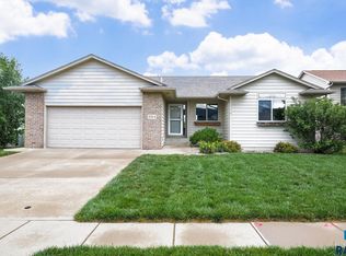 5204 S Culbert Ave, Sioux Falls, SD 57106