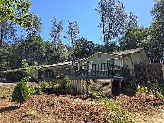 19481 Rambling Oak Dr, Redding, CA 96003 | MLS #24-2965 | Zillow