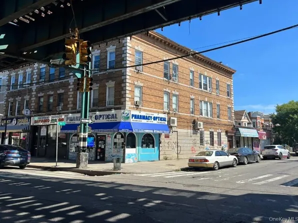 11402 Jamaica Avenue, Richmond Hill, NY 11418