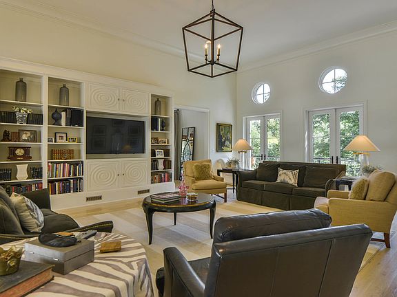 5th image of 1175 Travelers Ridge Dr