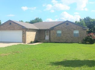 1860 Nichols Rd, Sulphur, OK 73086