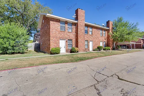 210 Rolston Rd Photo 1