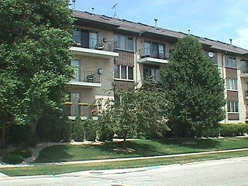 1st image of 4560 W 93rd St APT 2C