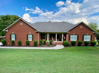 2362 Little Cove Rd, Hampton Cove, AL 35763