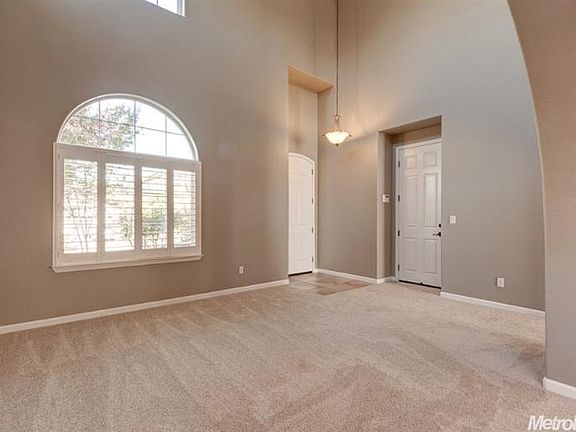 4th image of 1261 Villagio Dr