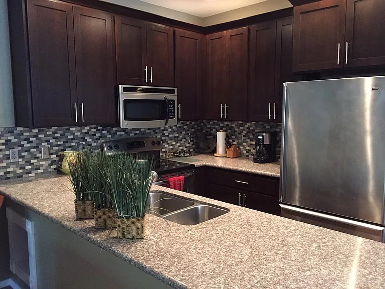 3210 NW Morning Glory Dr — Photo 2