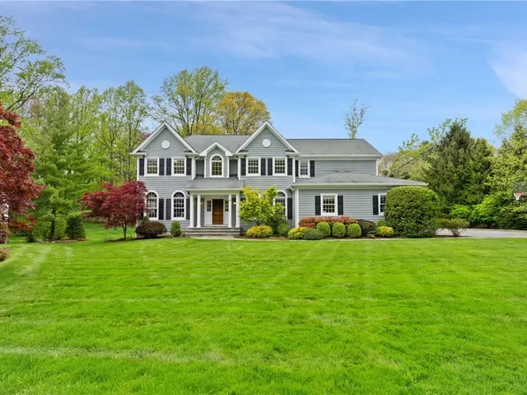 3 Devereux Court, Rye, NY 10580