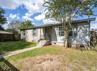 10 Carol Ct #A, Brookshire, TX 77423