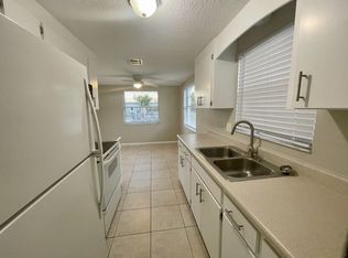 619 Shore Rd, Nokomis, FL 34275
