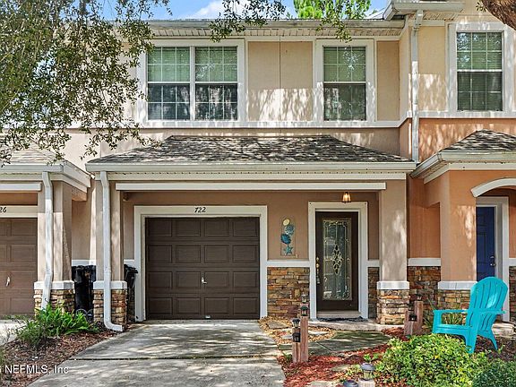 2nd image of 722 CRYSTAL Way